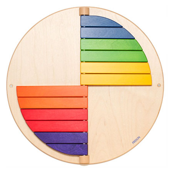 Цветни пръчки - стенен панел за игра
