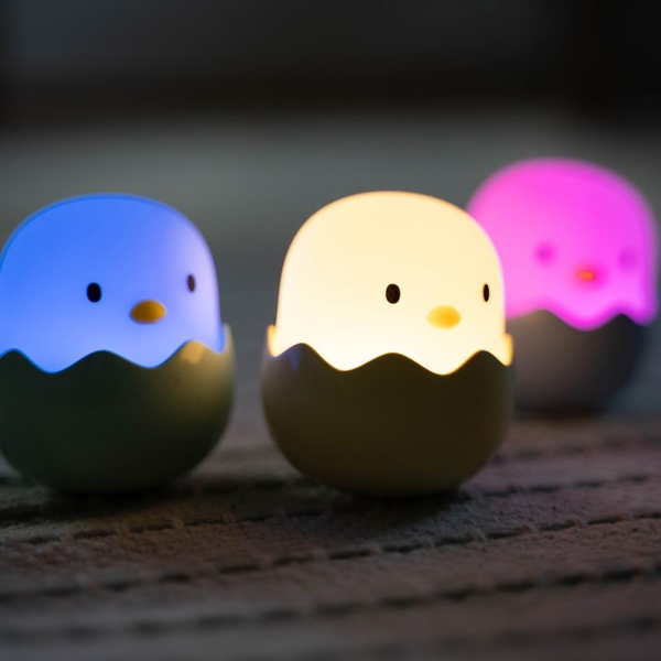 Детска нощна лампа BABY EGGY – бебе яйце, зелено